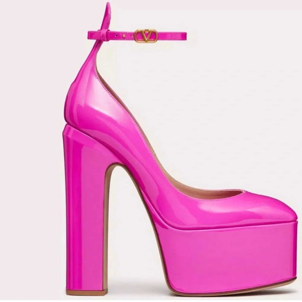 Valentino Garavani pink patent Tan Go platform pumps 38=8